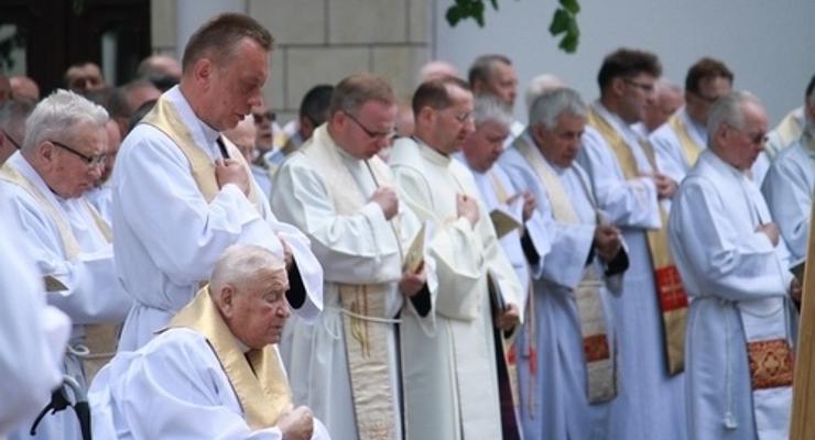 Ponad 700 kapłanów diecezji tarnowskiej modliło się w Tuchowie