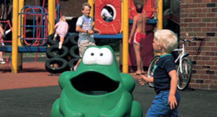  Nowy plac zabaw oraz zielona siłownia w Krzeczowie 
