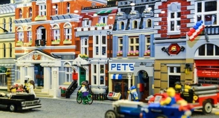 Megakonstrukcje z… klocków lego