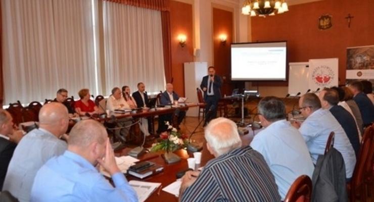 Oświatowa konferencja w Starostwie