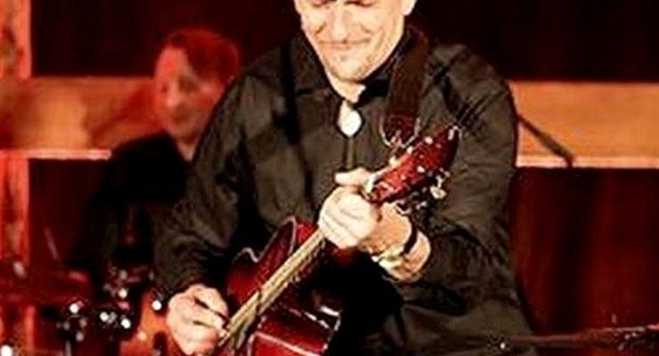 Grzegorz Kapcia na Muzycznym Rynku w Brzesku