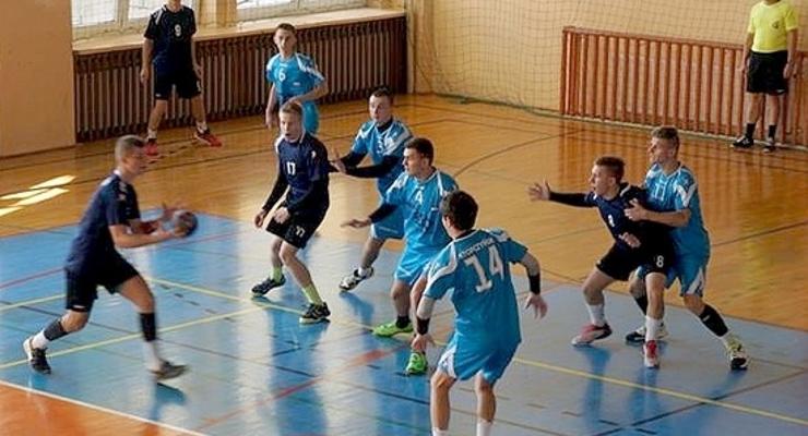 Wygrany mecz inauguracyjny juniorów