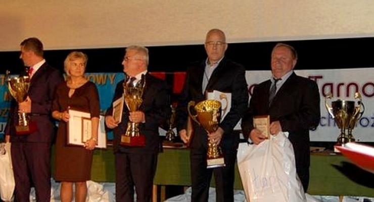 Łapanów uhonorowany za Sportowy Turniej Miast i Gmin 