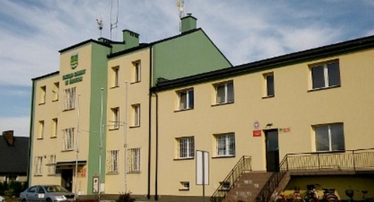 Niespodziewane konkursy na dyrektorów szkół w Drwini