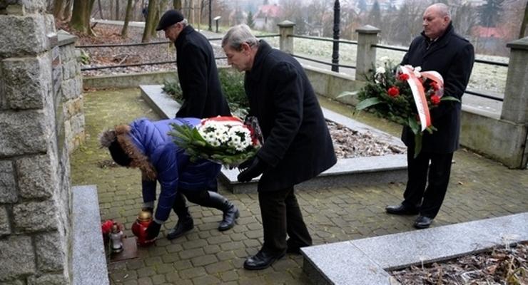 Oddali hołd ofiarom mordu na Uzborni