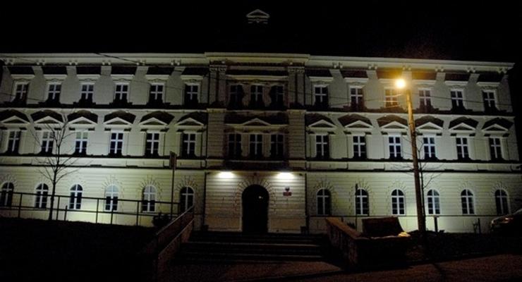 Nocna iluminacja I LO