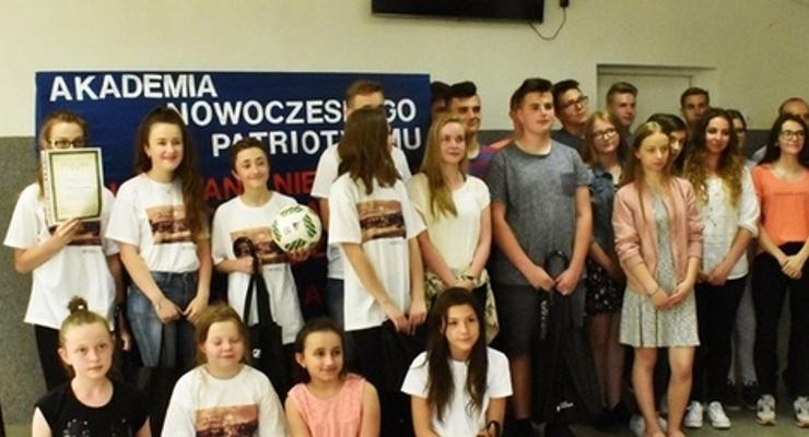 Poznawali historię grając na ulicach