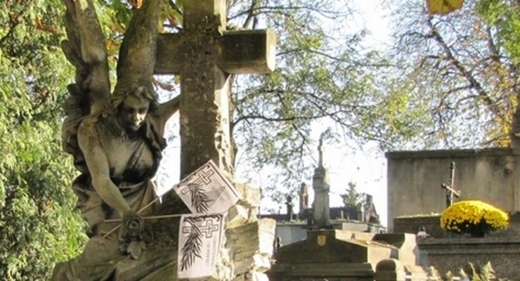 Cały rok po cmentarzu - 230 lat bocheńskiej nekropoli