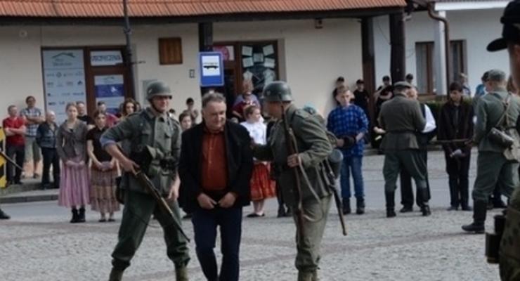W Lipnicy inscenizowali pacyfikację wsi przez Niemców
