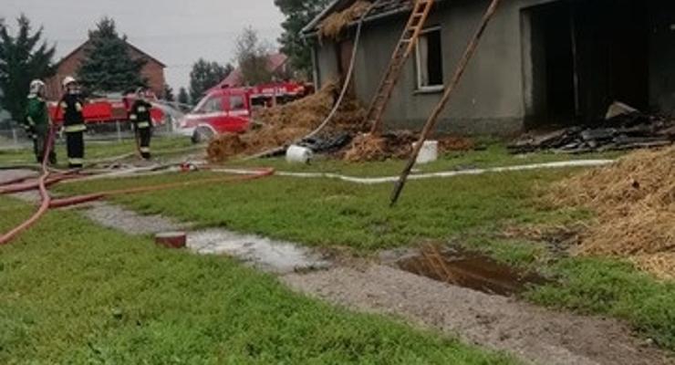 Grobla: pożar od pioruna