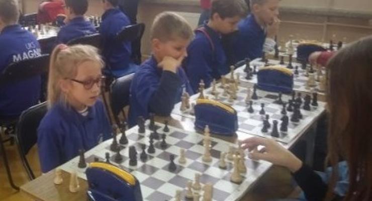 Młodzi następcy Kasparowa