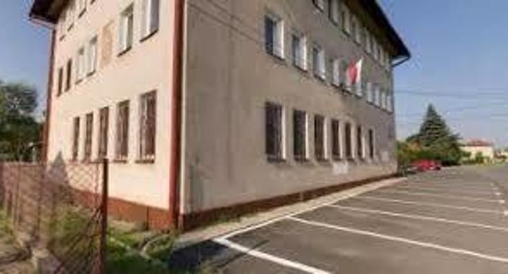 Rzezawa poszukuje pracownika