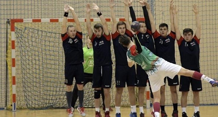II liga ręcznej: wygrana z Kielcami