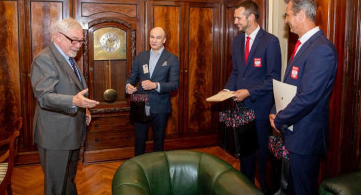 Mistrzowie w lataniu precyzyjnym u Jacka Majchrowskiego