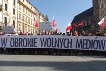 Kraków: wielka demonstracja w obronie wolności mediów