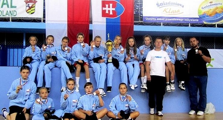 Kolejny sukces młodych koszykarek