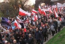 Tłumy w rocznicę pogrzebu pary prezydenckiej (foto)