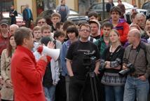 Rynek-tęgie lanie dla Janusza Palikota