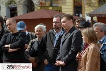 Rynek-tęgie lanie dla Janusza Palikota