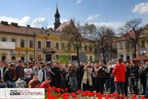 Rynek-tęgie lanie dla Janusza Palikota