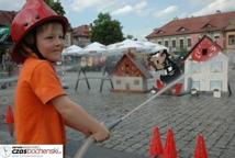 Dzień Strażaka: odznaczenia i strażackie miasteczko