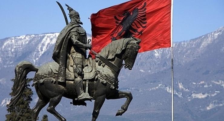 W Bibliotece o ojczyźnie Skanderbega