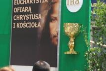 „Ciebie Boga wysławiamy!”-Boże Ciało na ulicach Bochni