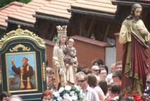 „Ciebie Boga wysławiamy!”-Boże Ciało na ulicach Bochni