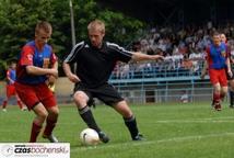  Świętowali awans mimo ulewy