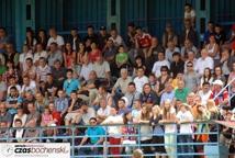  Świętowali awans mimo ulewy