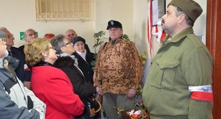 Odsłonięcie tablicy w rocznicę pacyfikacji Lipnicy