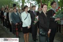 Symboliczne pojednanie nad mogiłami żołnierzy Września