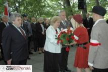 Symboliczne pojednanie nad mogiłami żołnierzy Września
