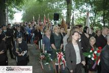 Symboliczne pojednanie nad mogiłami żołnierzy Września