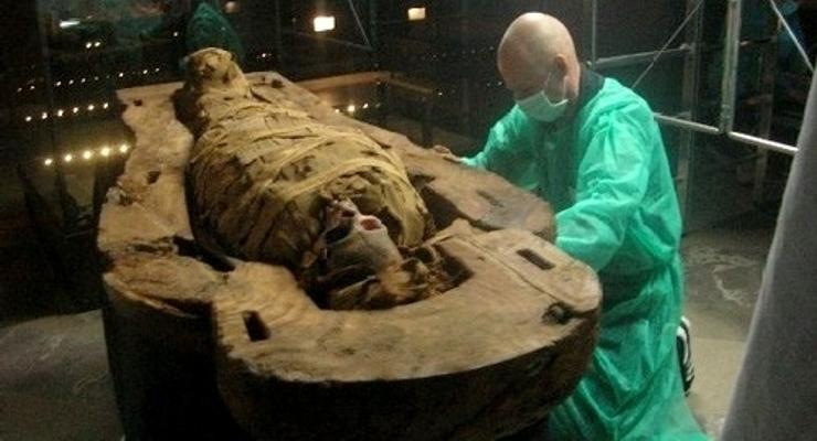 Mumia z Muzeum Archeologicznego w świecie 3D