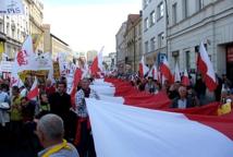 Setki tysięcy budziły Polskę (foto)