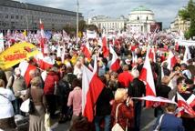 Setki tysięcy budziły Polskę (foto)