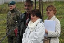 73 rocznica zbrodni w katyńskim lesie-odsłonięto kolejną tablicę