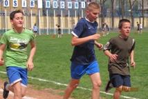 „5” i „4” awansują w czwórboju lekkoatletycznym