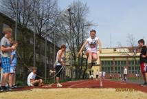 „5” i „4” awansują w czwórboju lekkoatletycznym