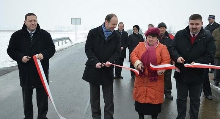Bogucice: otwarto kolejną powiatową inwestycję
