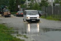 Alarm w Rzezawie, pogotowia w Bochni i Drwini
