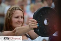Strongman: bochnianie prężyli muskuły (foto)