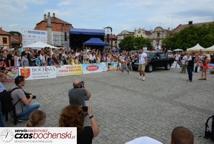 Strongman: bochnianie prężyli muskuły (foto)