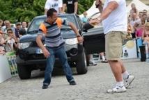 Strongman: bochnianie prężyli muskuły (foto)