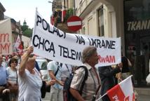 Kraków: wielki marsz w obronie wolnych mediów (video)
