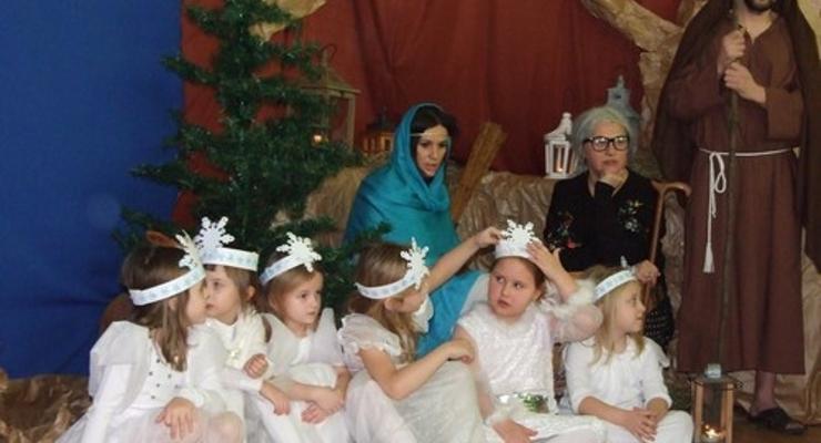 Bogucice: dzieci babciom i dziadkom