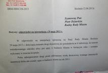 Władza obiecuje, a droga ulega postępującej dewastacji