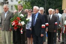 Cześć bohaterom Powstania Warszawskiego!