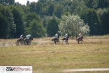 Dąbrówka: wyścigi konne przyciągnęły tłum widzów